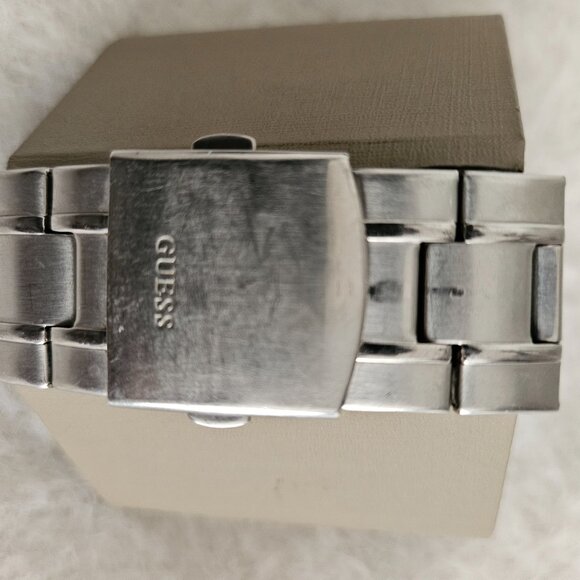Montre Guess homme - Picture 4 of 6